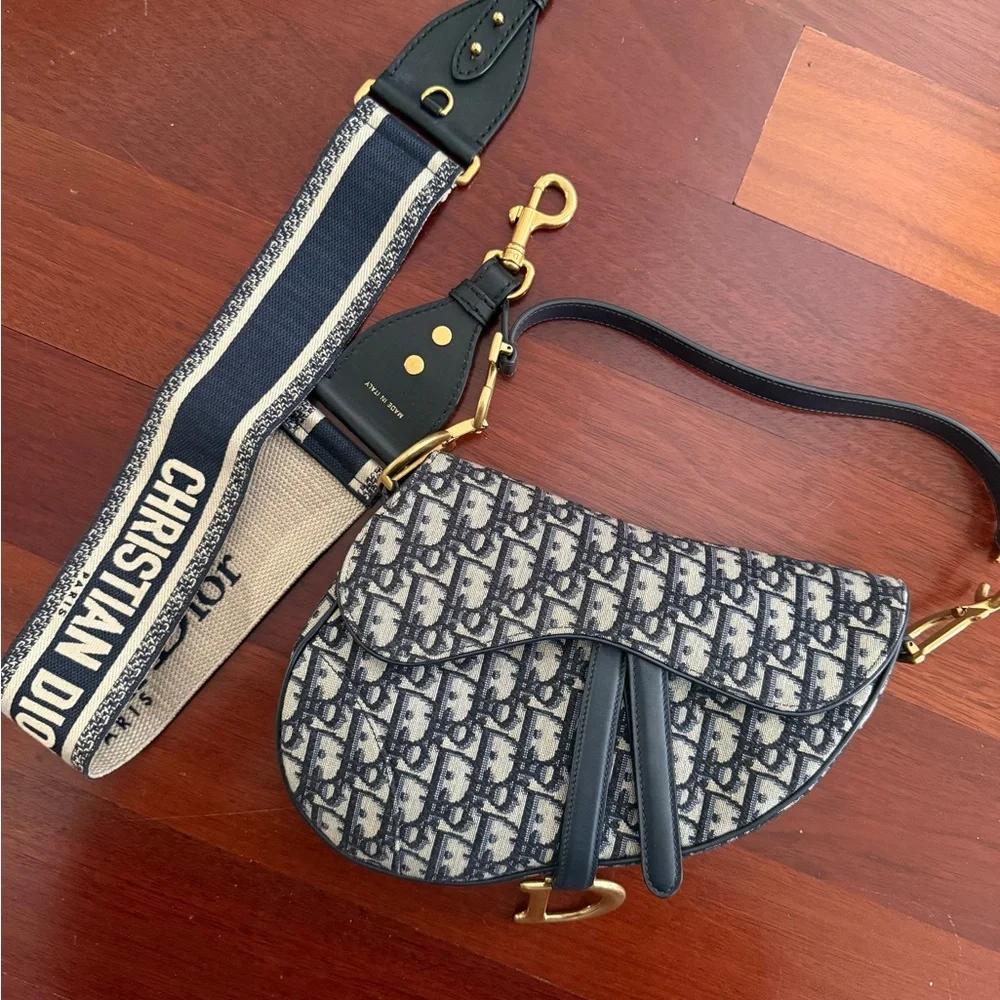 Christian Dior Saddle Bag – Oblique Canvas with Gold Hardware + Logo Strap - Picture 7 of 14